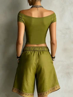 Casual Solid Boat Neck Slim Fit Tee