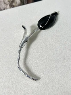 Design Tulip Bud Brooch
