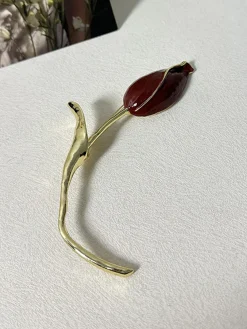 Design Tulip Bud Brooch