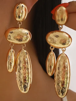 Elegant And stylish Geometric Alloy Earrings