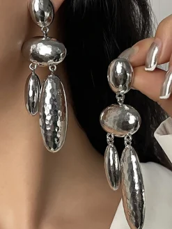 Elegant And stylish Geometric Alloy Earrings
