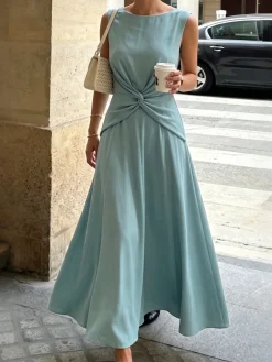 Elegant Boat Neck Dress With No