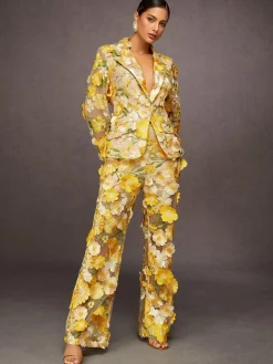 Elegant Exquisite Embroidered Floral Lapel Blazer