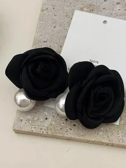 Elegant Flower Imitation Pearl Dangle Earrings