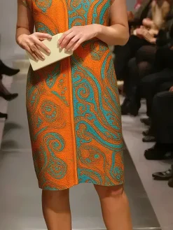 Elegant Paisley Printing Crew Neck Knee Length Dress