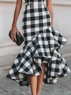 Elegant Plaid Crew Neck Maxi Dress