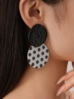 Elegant Polka Dots Dangle