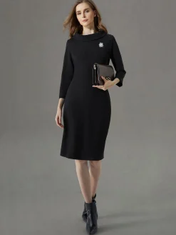 Elegant Regular Fit Stand Collar Plain Dress With Brooch