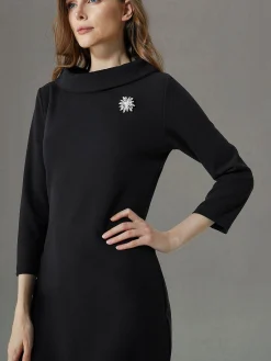 Elegant Regular Fit Stand Collar Plain Dress With Brooch