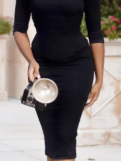 Elegant Regular Fit Stand Collar Plain Dress With Brooch
