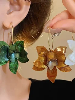 Exaggerated floral earrings
