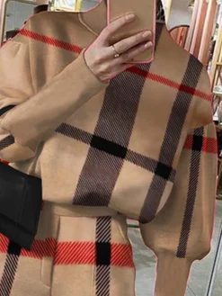 Half Turtleneck Urban Plaid Loose Sweatshirt