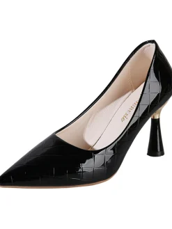 Urban Abstract Geometry Leather Flat