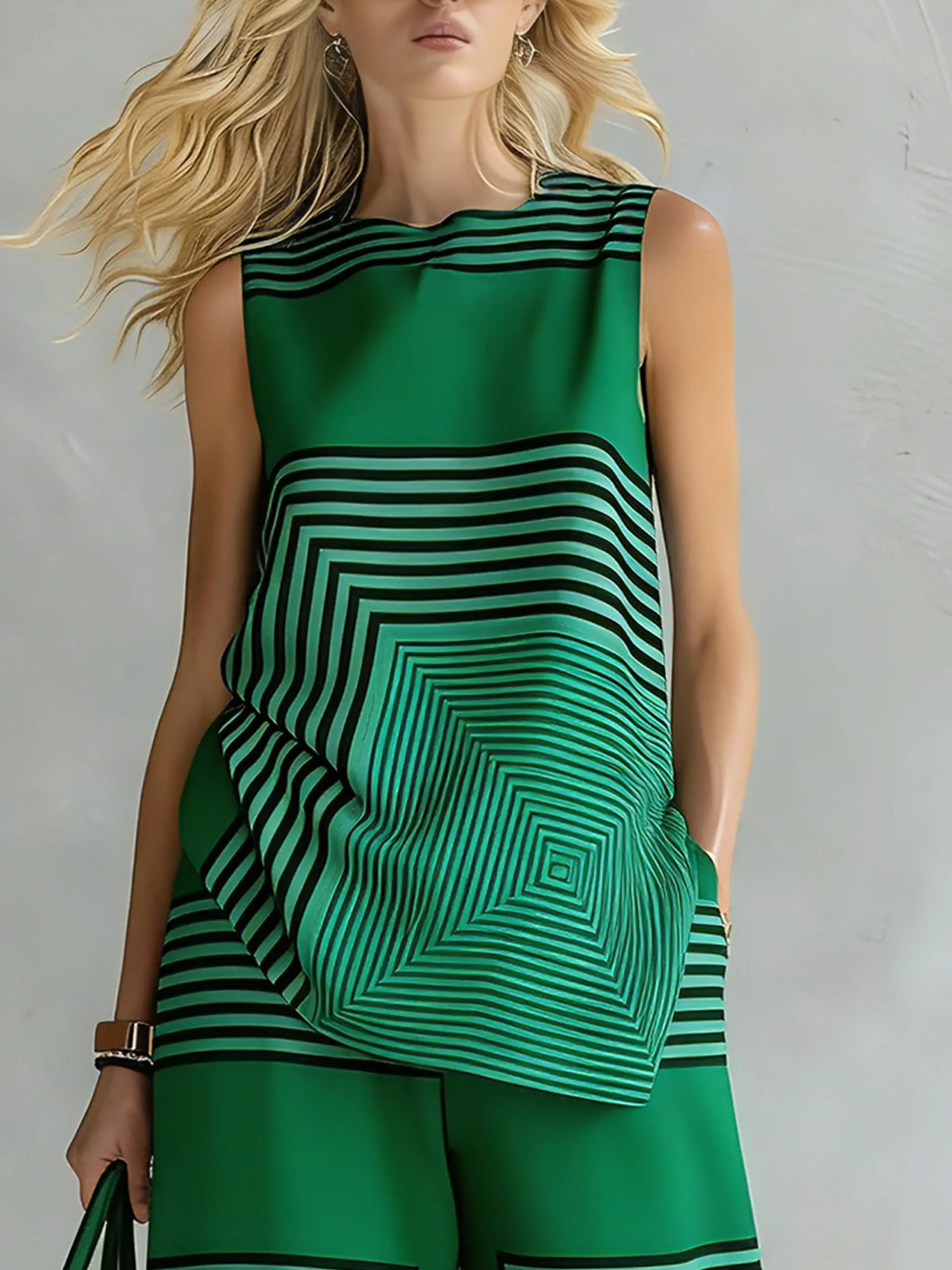 Urban Geometric Stripe Sleeveless Top Loose Fit Lightweight Daily