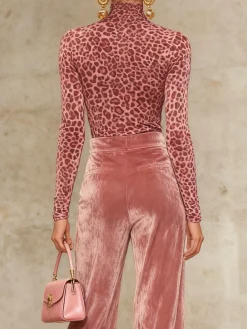 Urban Leopard Turtleneck T-shirt