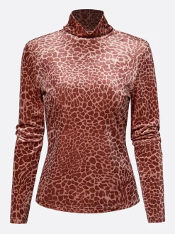 Urban Leopard Turtleneck T-shirt
