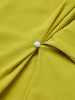 Urban Plain Buttoned Blouse