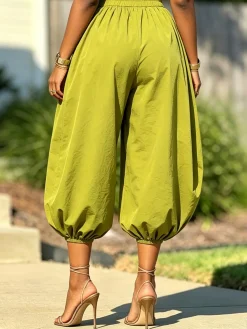 Urban Solid Relaxed Cropped Ankle Pants