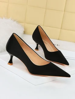 Women Minimalist Wineglass Heel Shallow Pumps
